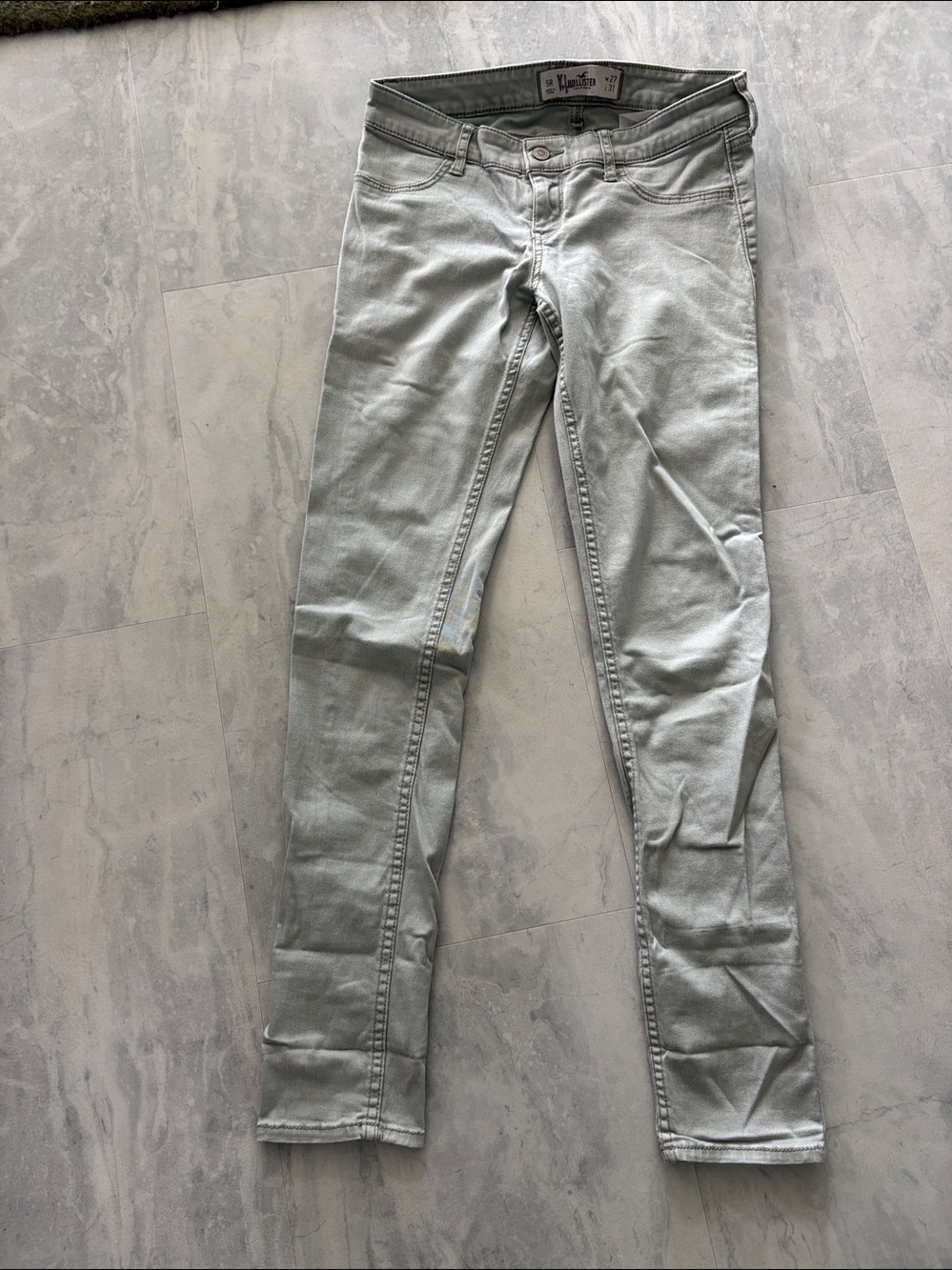 Hollister Jeggings Women's Pale Sage Skinny low rise
Sz. 27/31 EUC